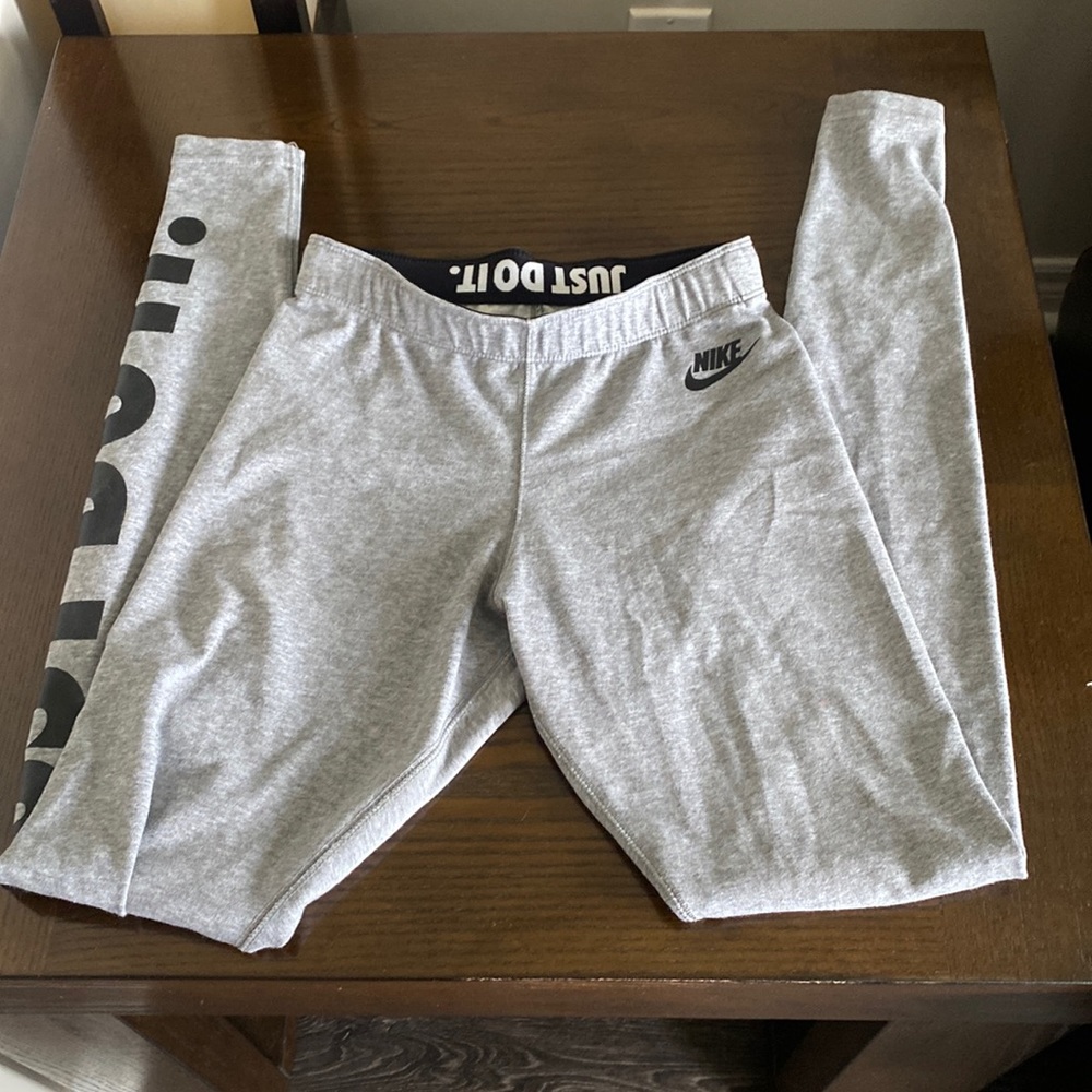 Nike leggings